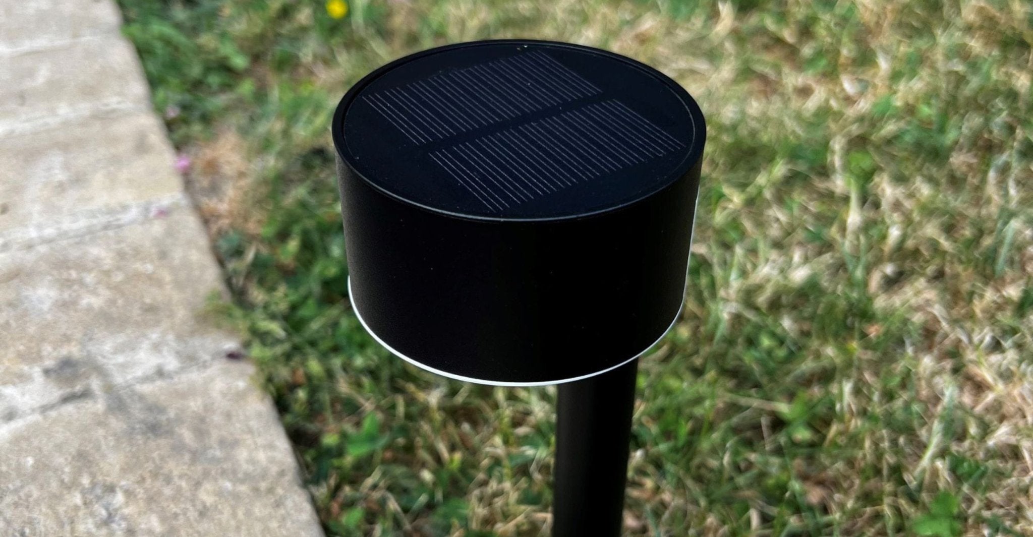 Comment réaliser un chemin avec des balises solaires? - Lumihome