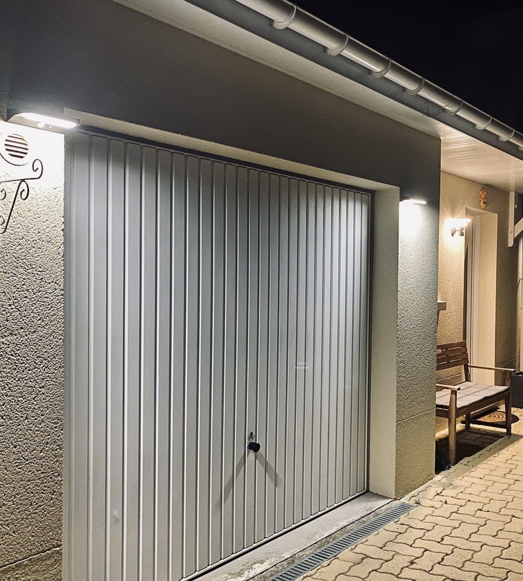 Applique Led solaire exterieur PULSAR - Détecteur de mouvements - 3 modes d'éclairage 100 à 1000 lumens - Lumihome