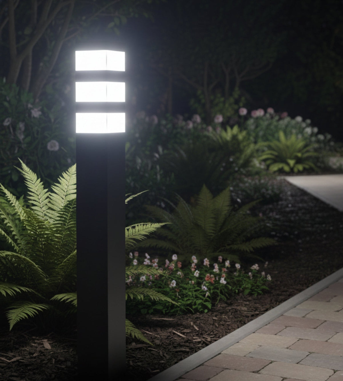 Borne Pyramide 1500 lumens - 48 Leds - 230V - Hauteur 80cm - Lumihome
