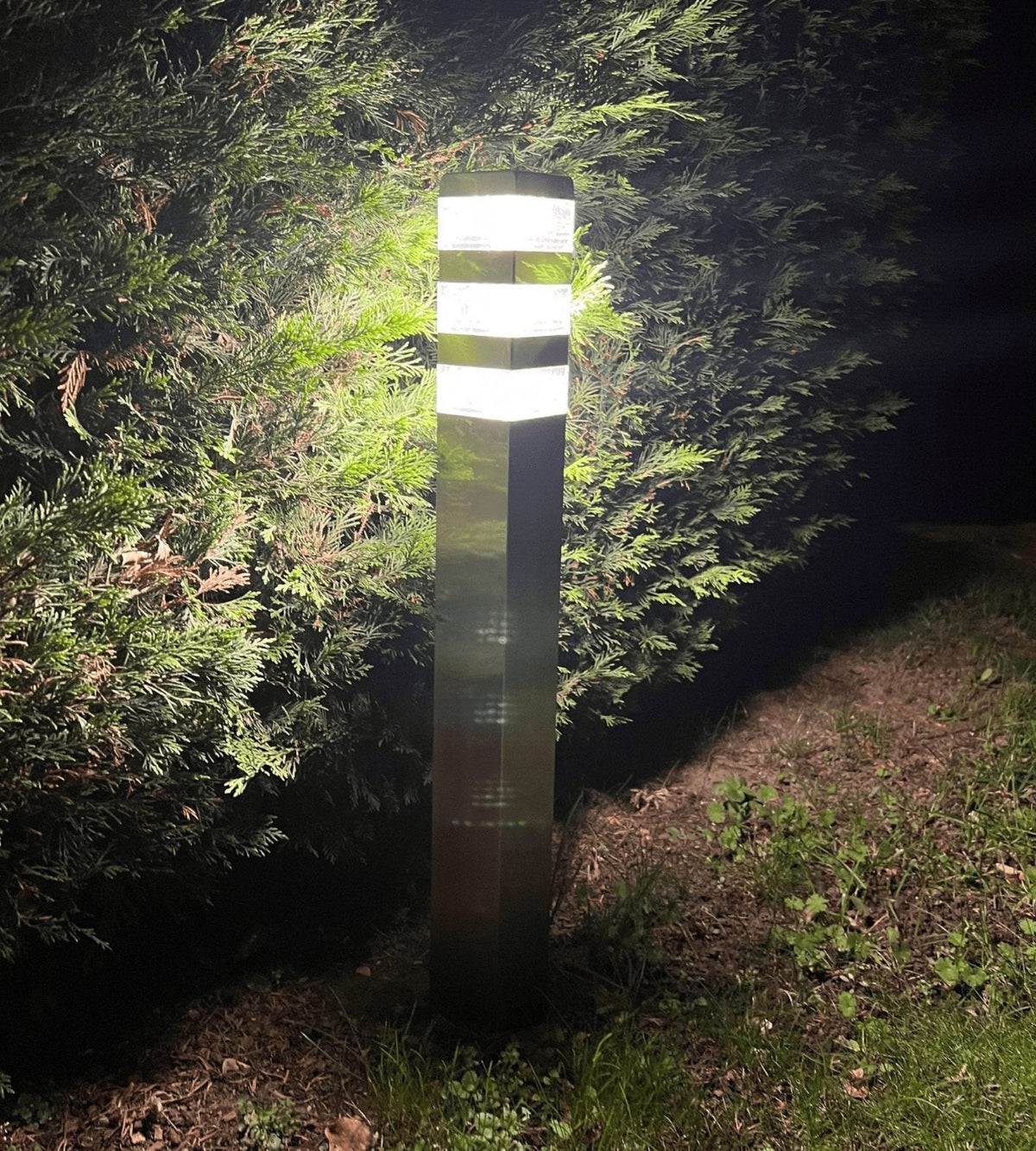 Baliza para exteriores LED Pyramide 1500 lúmenes blanco neutro - 48 LED