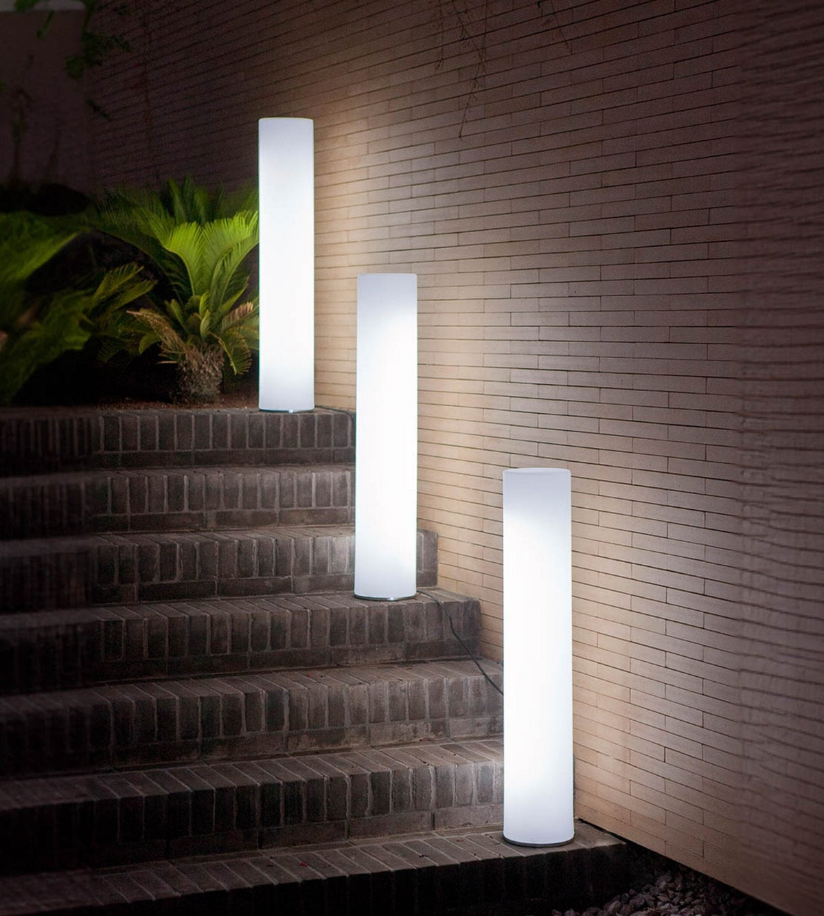 Lampadaire design rechargeable FITY - Extérieur et Intérieur - Tube lumineux - Lumihome