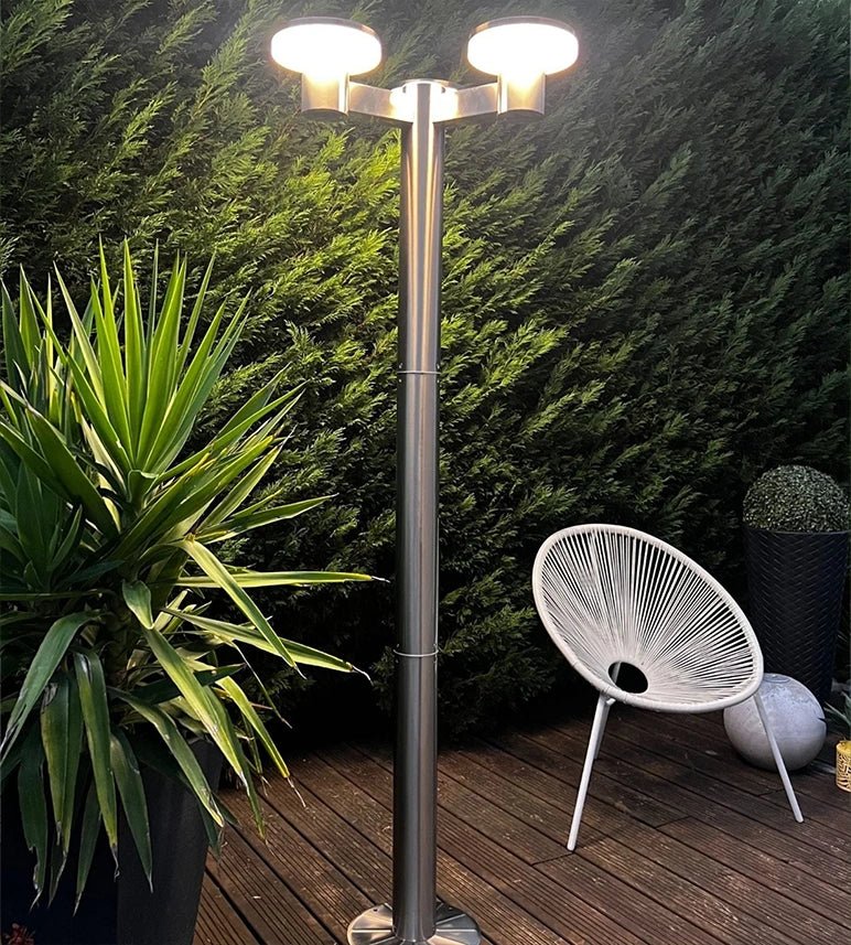 Lampadaire solaire Led ALTO 3000 - Hauteur 2m - Télécommandable - 300 à 3000 lumens - Lumihome