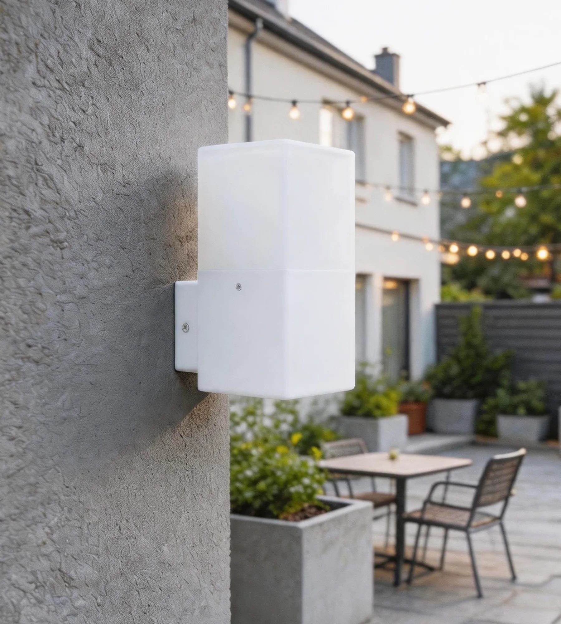 Applique extérieure FIGO - 230V - Ampoule E27 non incluse - Lumihome
