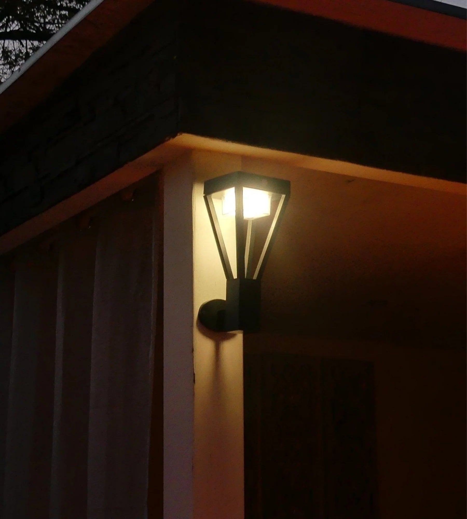 Applique Led extérieur solaire LUXOR - Détecteur de mouvements - 3 modes d'éclairages 75 à 600 lumens - Lumihome