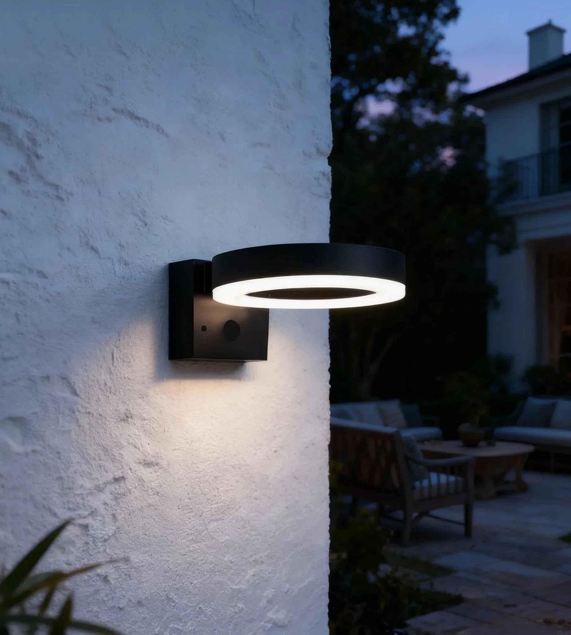 Applique Led extérieure solaire DAYTONA - Détecteur de mouvements - 3 modes d'éclairage 75 à 600 lumens - Lumihome