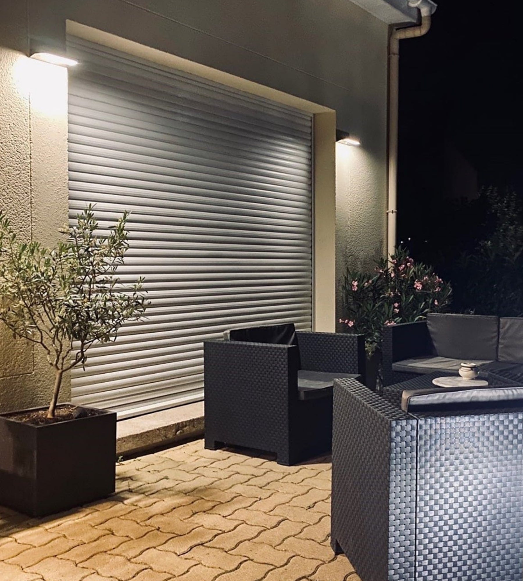 Applique Led solaire exterieur PULSAR - Détecteur de mouvements - 3 modes d'éclairage 100 à 1000 lumens - Lumihome