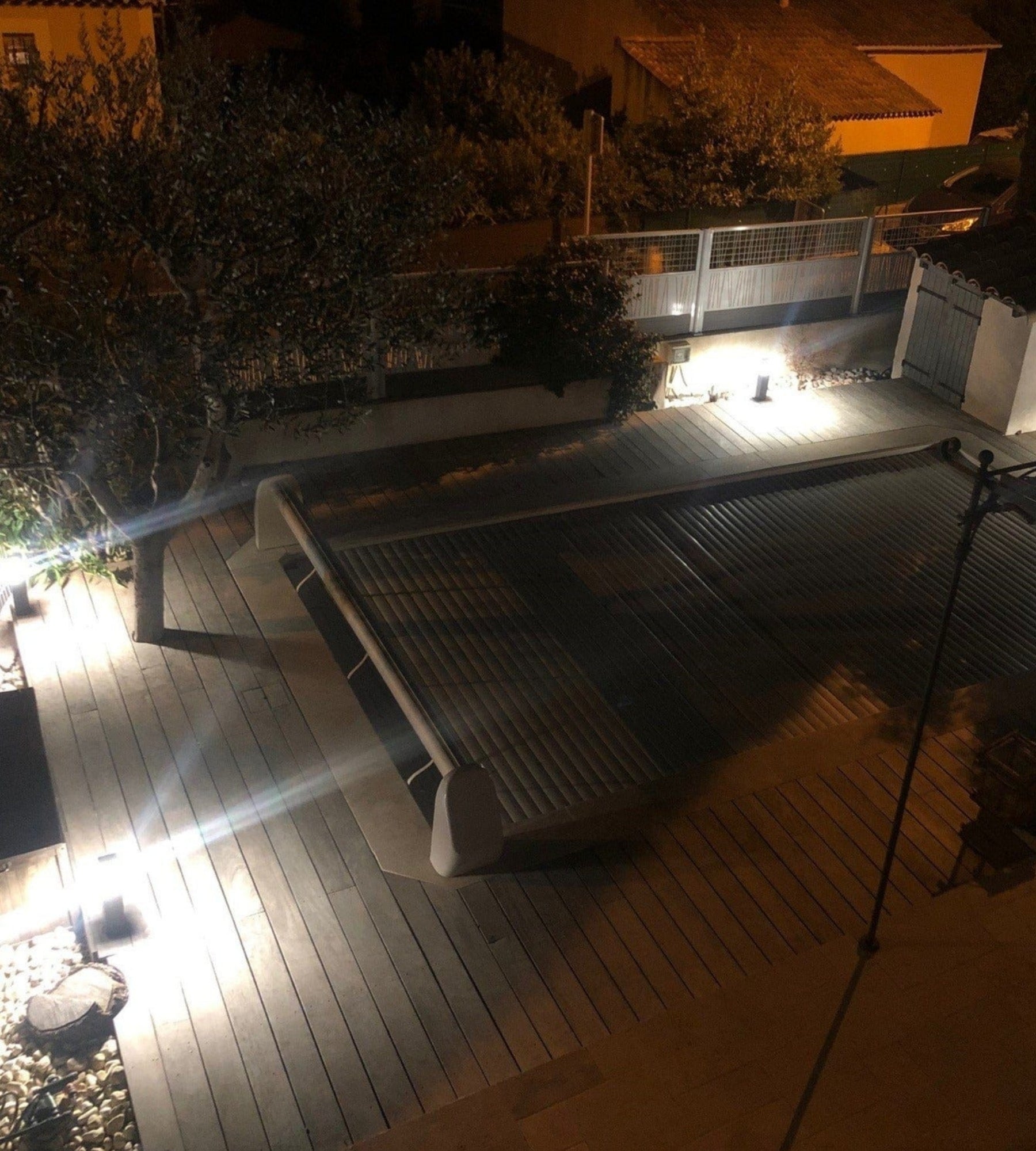 Borne extérieure LED Pyramide, 1000 lumens, abords de piscine - 12V