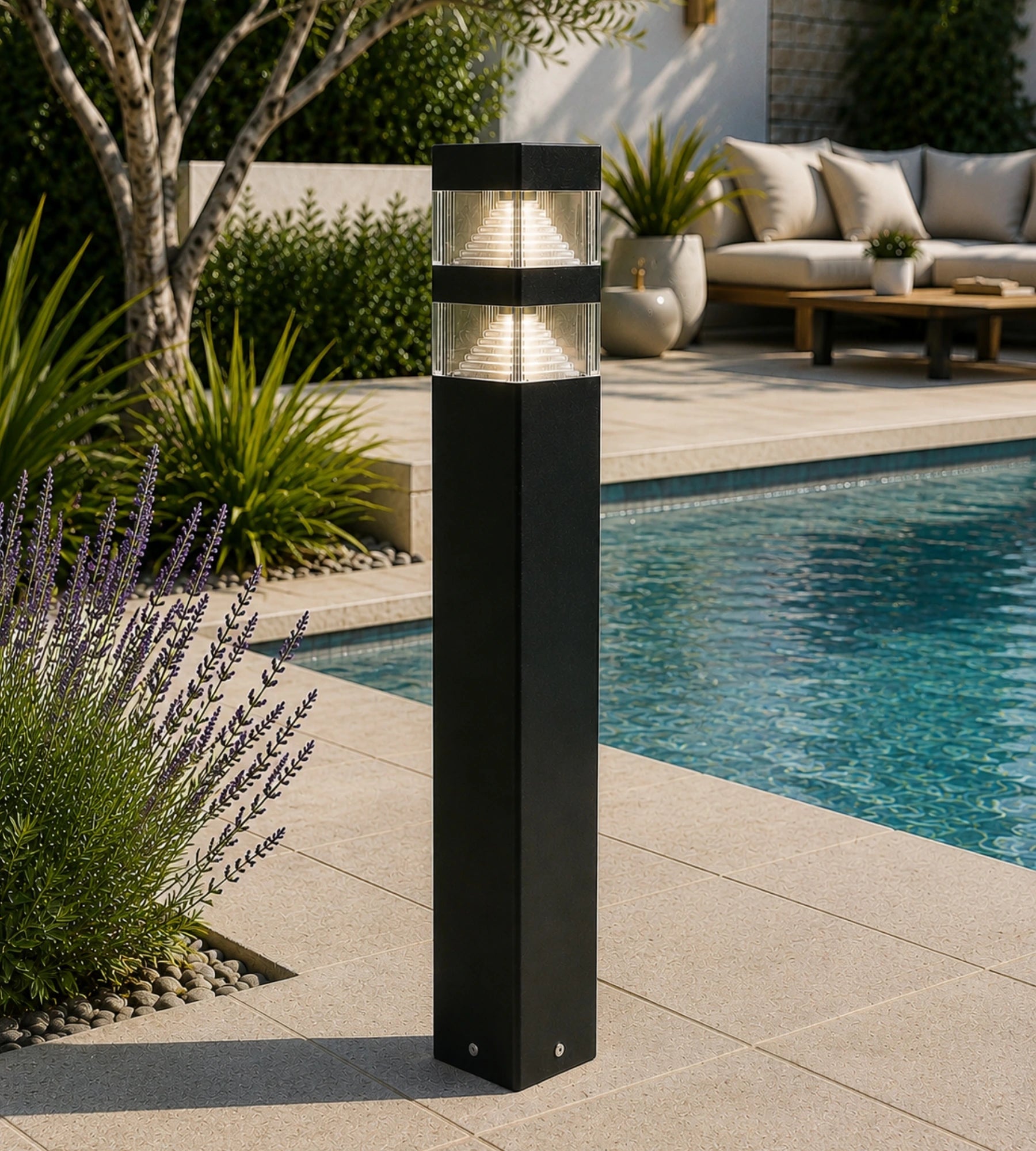 Borne Led Pyramide abords de piscine - 12V - 1000 lumens - 4000K - Lumihome