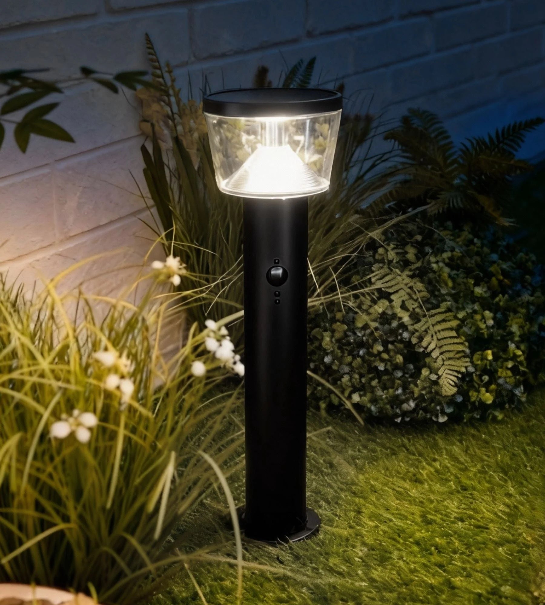 Borne Led solaire DUBLIN 54cm - Détecteur de mouvements - 3 modes d'éclairages 100 à 1000 lumens - Lumihome