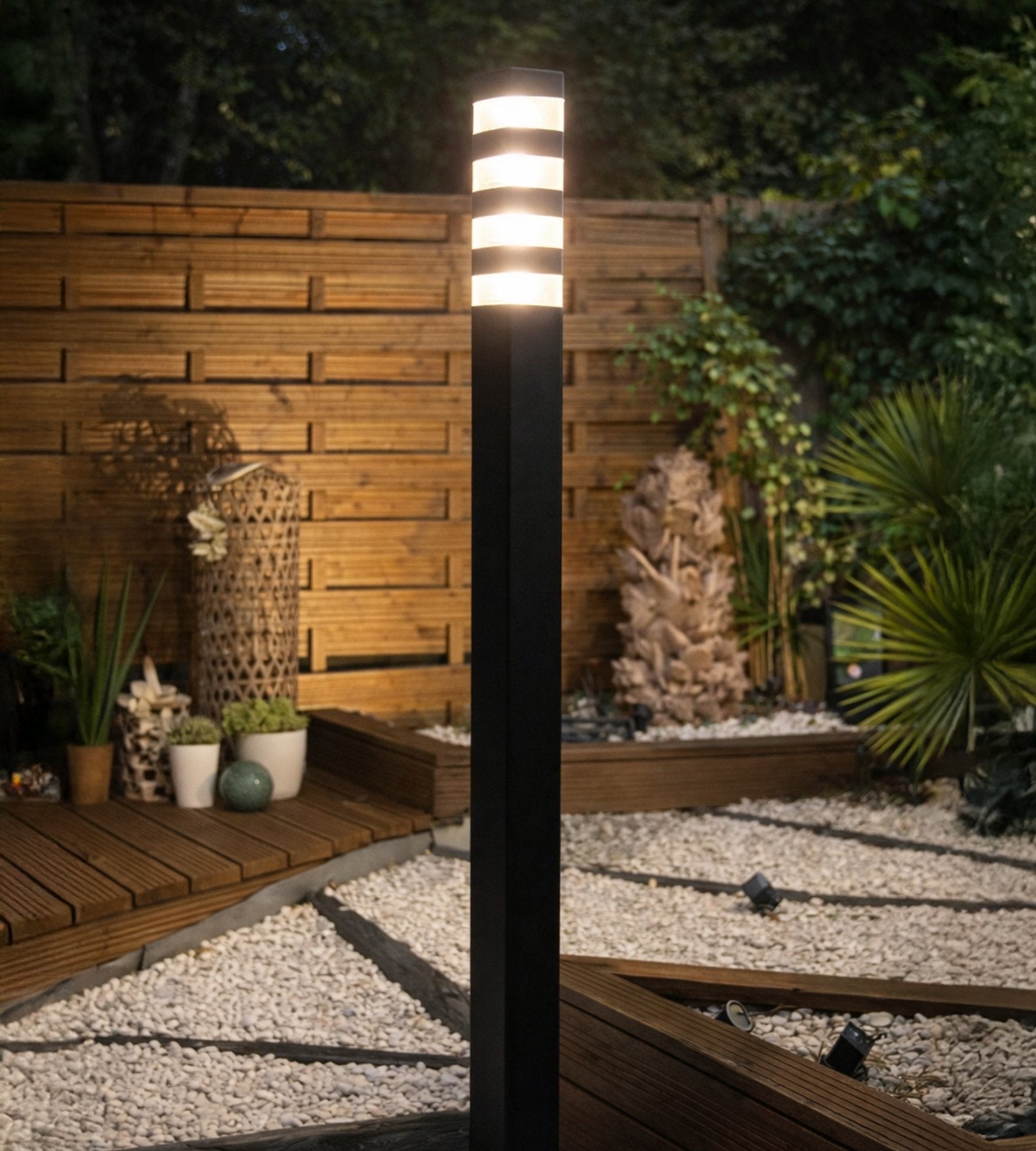 Lampadaire Pyramide 2000 lumens - 64 Leds - 230V - Hauteur 2 mètres - Modulable - Lumihome