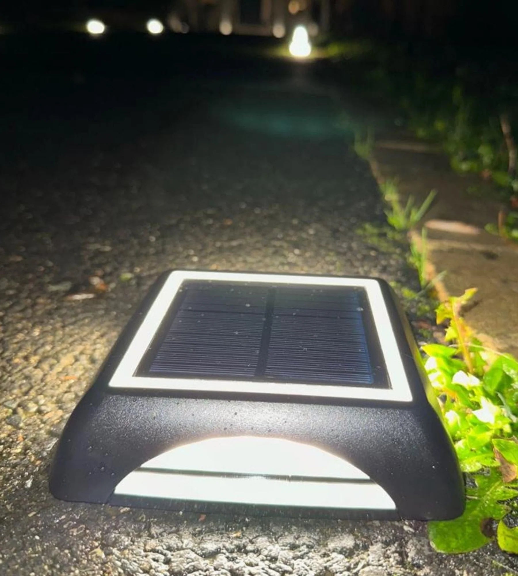 Pavé solaire LED carré - 3 modes de 50 à 200 lumens - Sol ou mural - Lumihome
